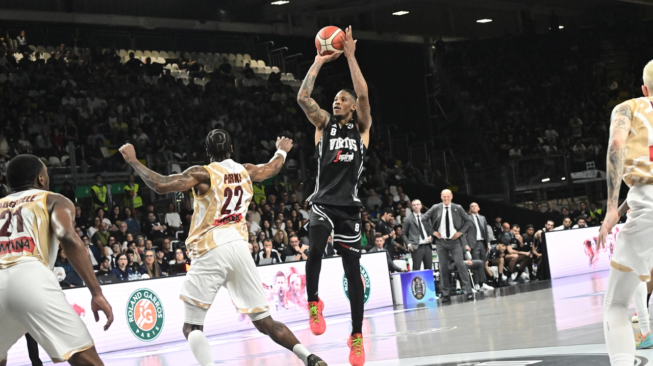 La Virtus Bologna batte Venezia e va sul 2-0
